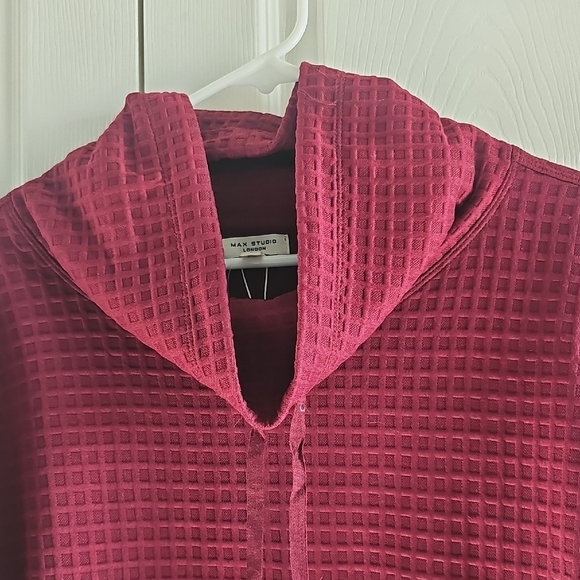 NWT Max Studio Funnel Neck Waffle Knit Drawstring Pullover Oxblood Large - Picture 7 of 15